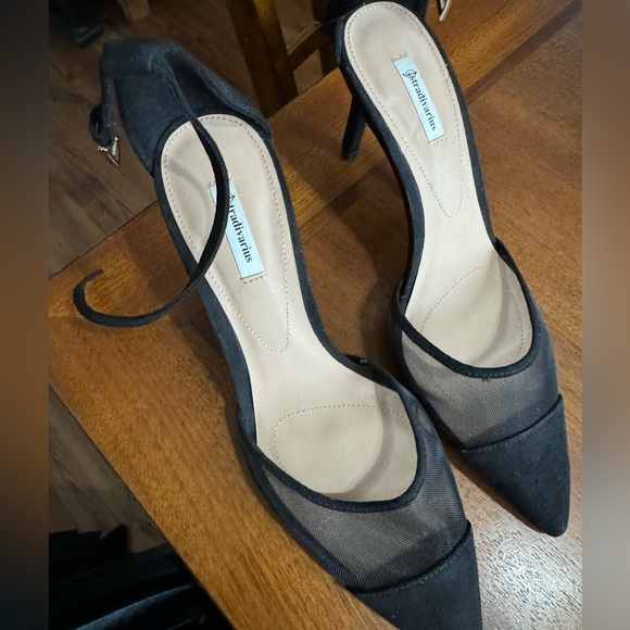 Stradivarius sandals size 38 - Picture 5 of 7